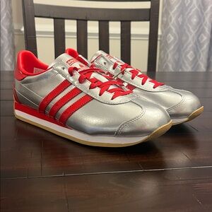 Adidas Country OG Shoes Sneakers new JP8804 silver red Women’s Sizes